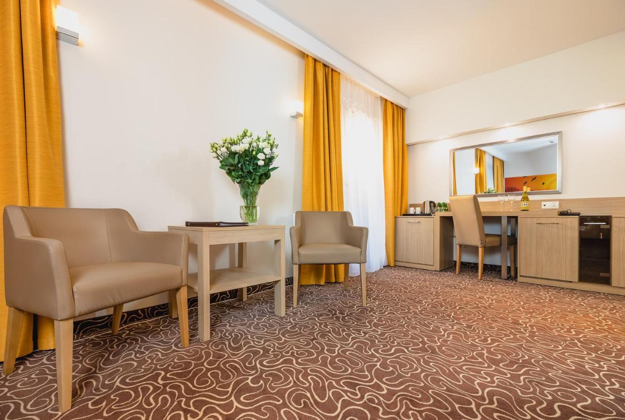 Hotel Amazonka Conference&Spa Ciechocinek Kültér fotó